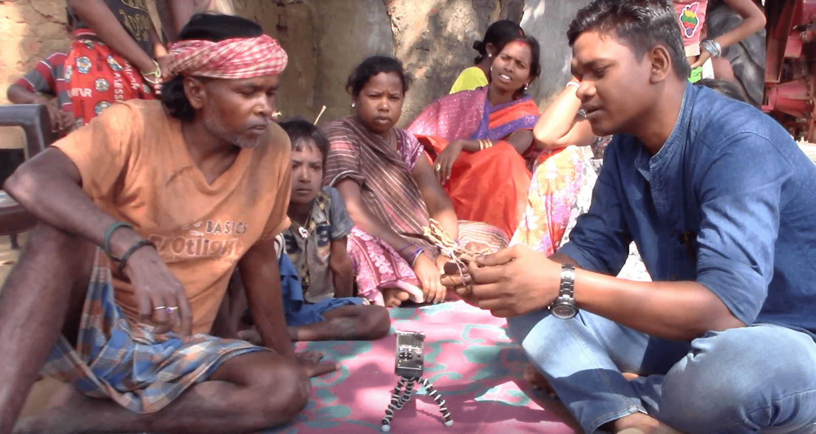 How the Birhor treat a snakebite